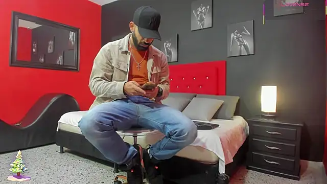 Thiagogomez online show from December 3, 12:22 pm