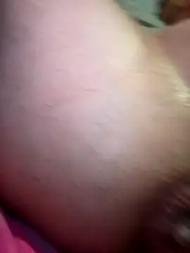 Travislovescum online show from August 3, 9:48 am