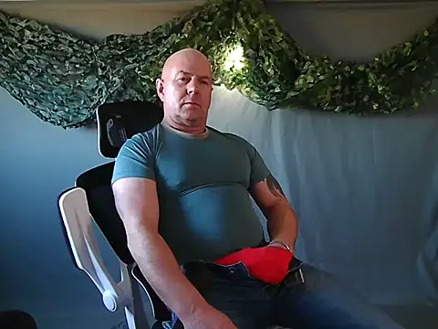 ManlyPrisonGuy online show from January 18, 2:12 pm