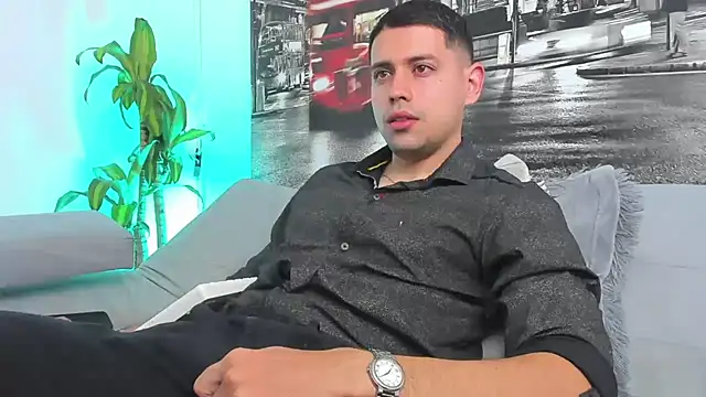 Snapshot of ANDER_PEREZ chatting on February 12, 2:21 pm ANDER PEREZ online show from February 12, 2:21 pm