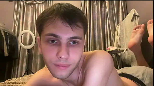 fcherthth online show from June 9, 8:43 pm