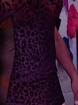 Mshizzle12 online show from October 16, 9:12 pm