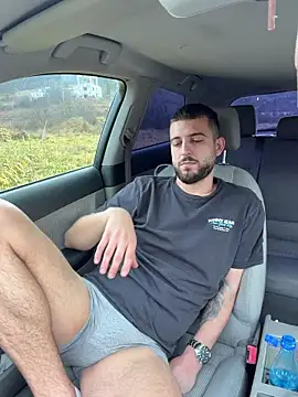 ElChapoGuzman95 online show from November 19, 8:03 am