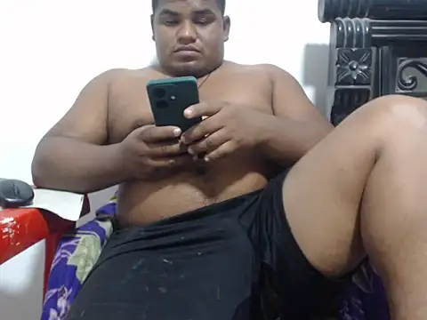 PONSE LATINO online show from October 15, 12:51 am