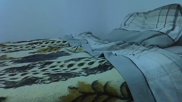 Snapshot of SouTarado69 chatting on December 27, 1:22 am SouTarado69 online show from December 27, 1:22 am