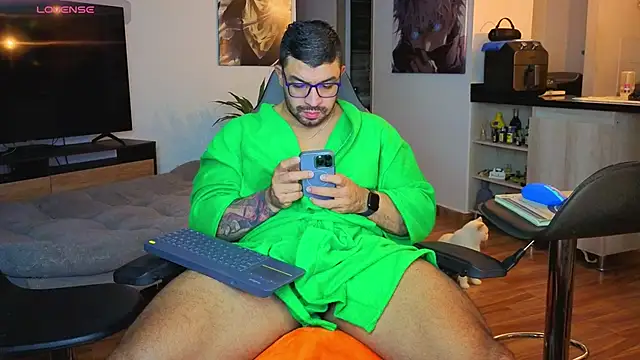 Michael Diamond online show from November 11, 5:01 am