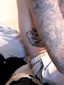 PIercingBoy38 online show from December 27, 8:18 pm