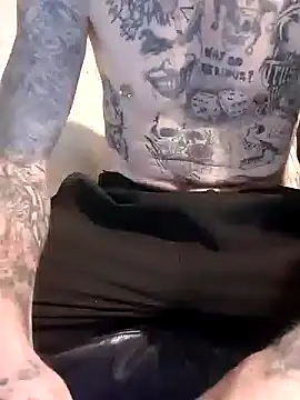 PIercingBoy38 online show from December 24, 3:37 pm