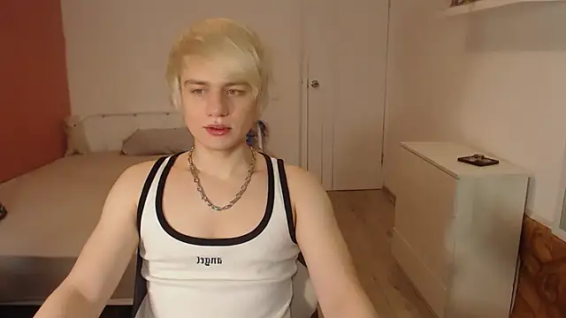 Oliver sweet  online show from February 2, 2:10 am