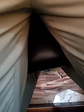 u wan me online show from February 12, 10:43 am