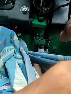 Snapshot of Kolkata___Boy chatting on December 19, 2:01 am Kolkata Boy online show from December 19, 2:01 am